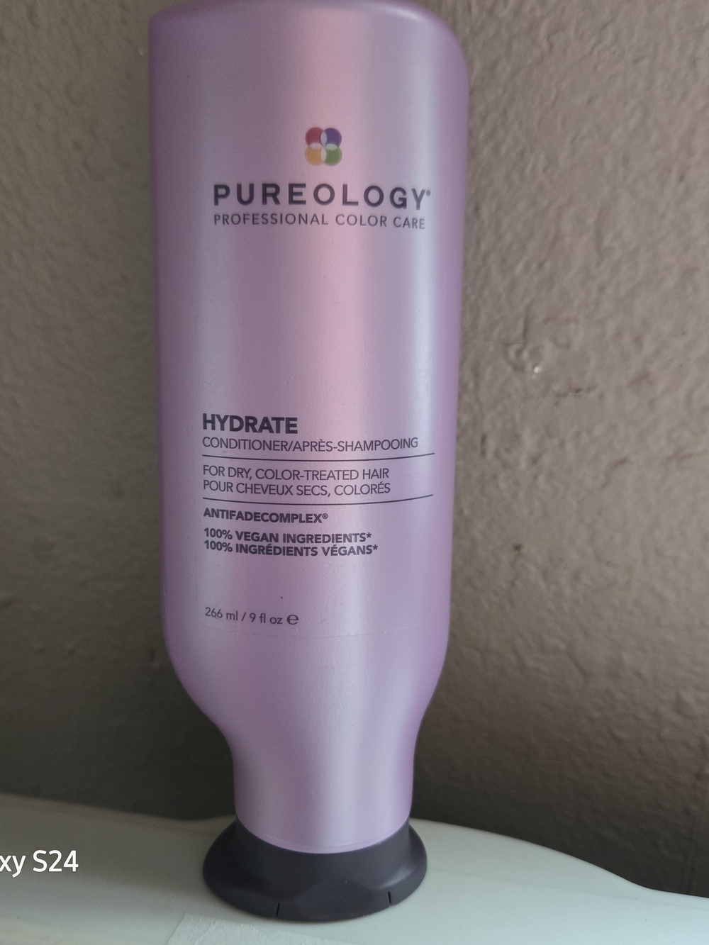 Pureology Hydrate Conditioner - Light Pink Bottle